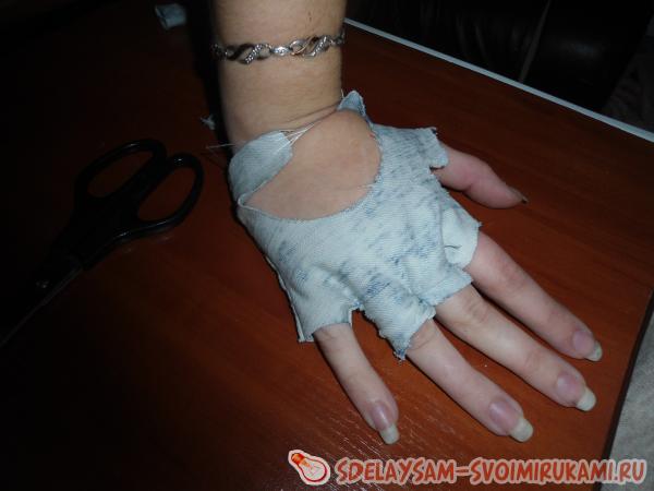 Как сшить джинсовые перчатки
