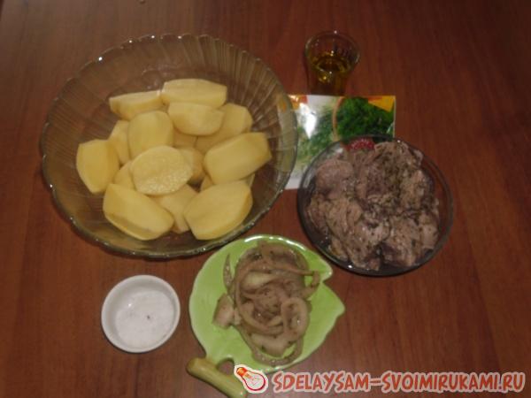Запеченный картофель с мясом в рукаве