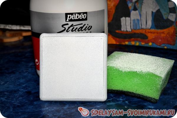 покрываем поверхность магнита