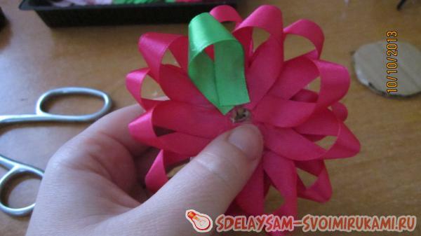 цветок получается более объемный