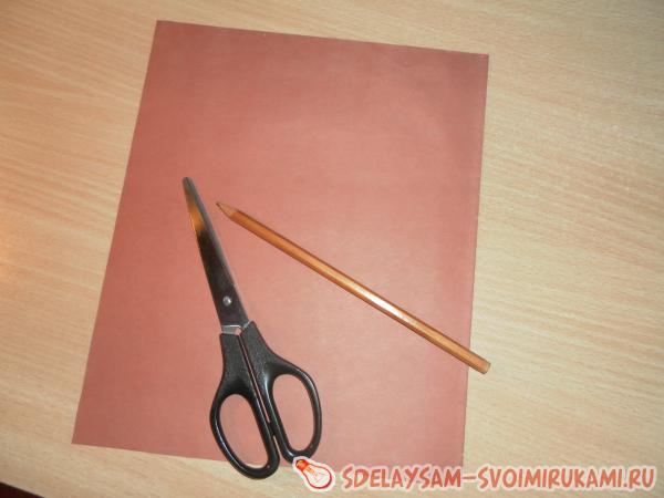 бумага карандаш ножницы