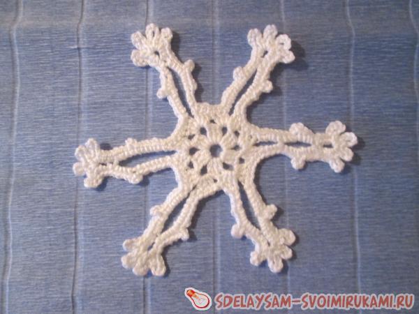 Мастеркласс по вязанию снежинки крючком