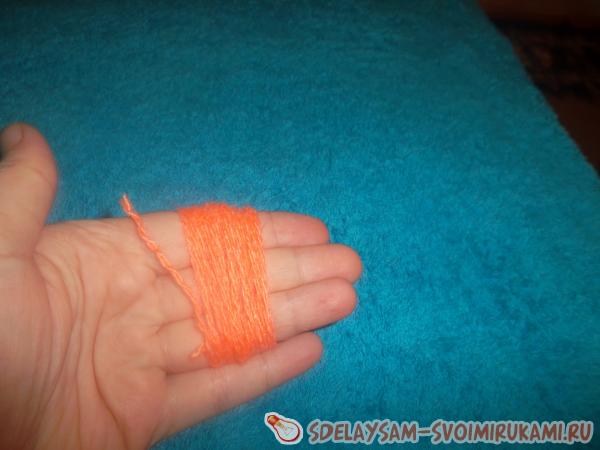 нитки оранжевого