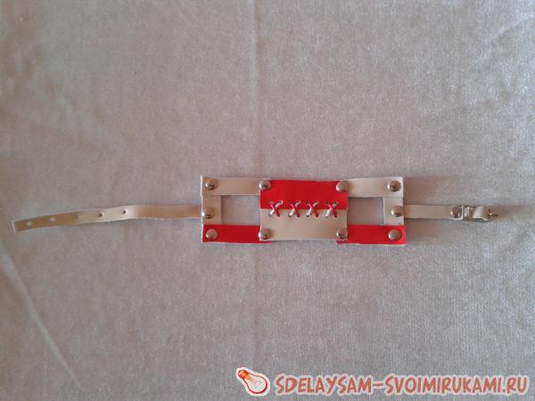 получился контрастный браслет