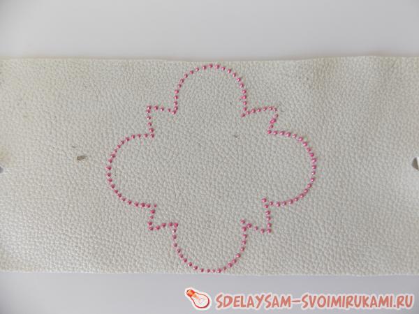 Обводим наш цветок