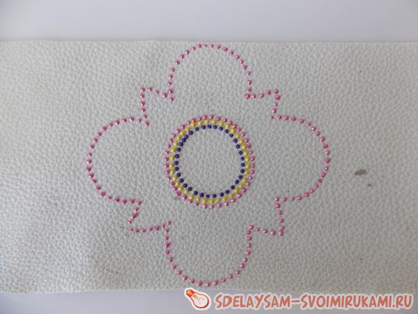 Прокладываем ряд фиолетовых точек