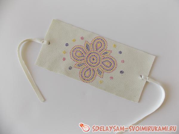 Кожаный браслет готов