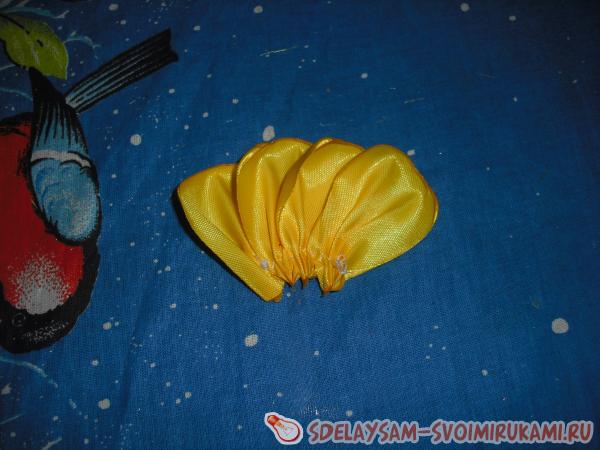 сшиваем эти лепестки