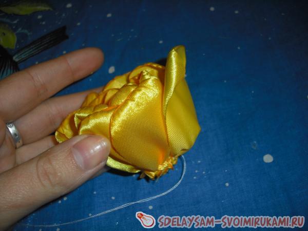 пришиваем к цветку