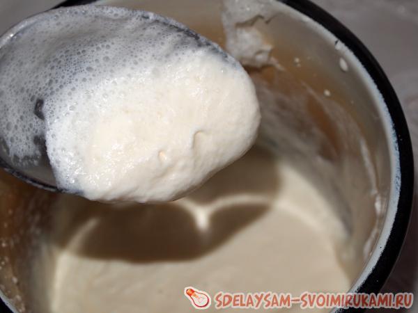 взбивать массу