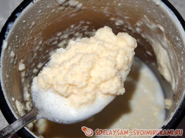 с желтоватым оттенком