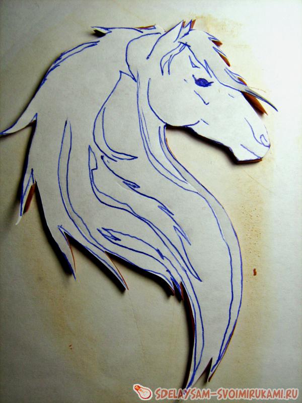 магнит в виде головы лошади