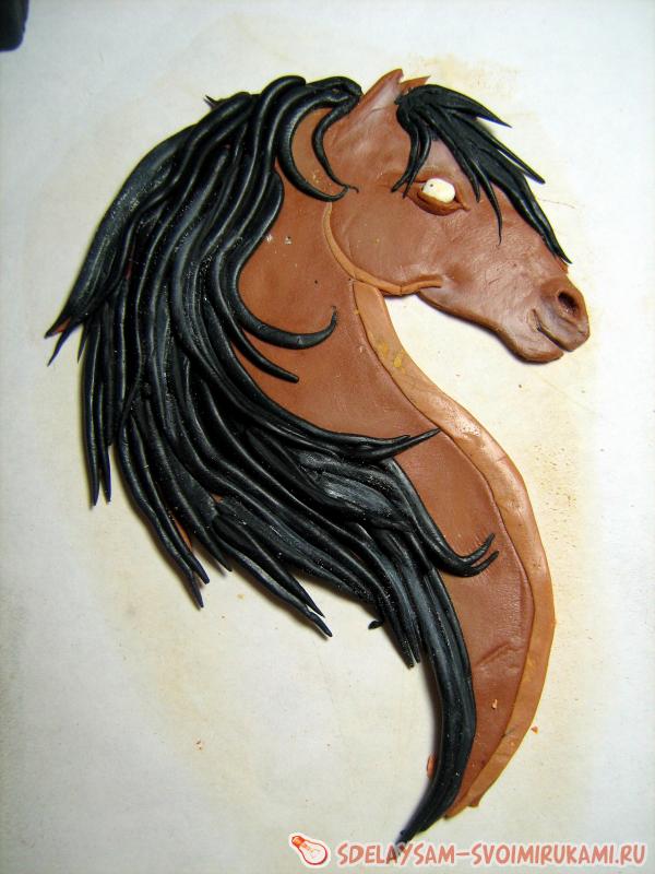 магнит в виде головы лошади