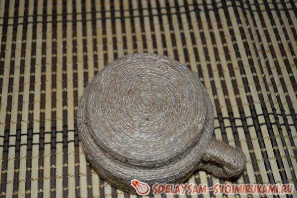 обмотка шпагатом блюдечка и чашки