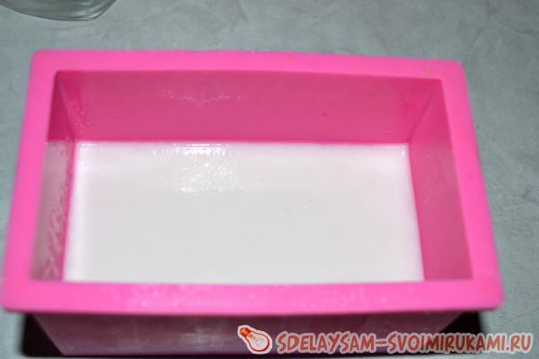 Оставляем форму с мылом