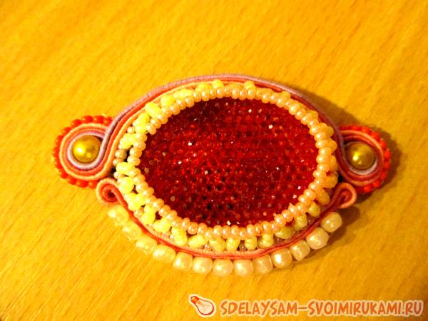 опоясывающий боковые бисерины