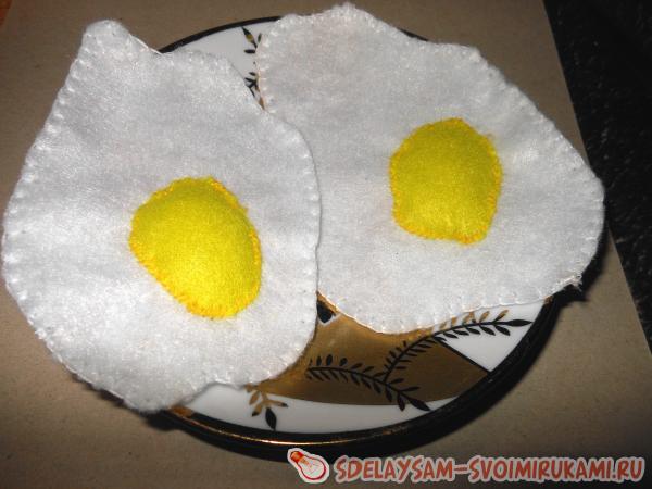 яичница из фетра