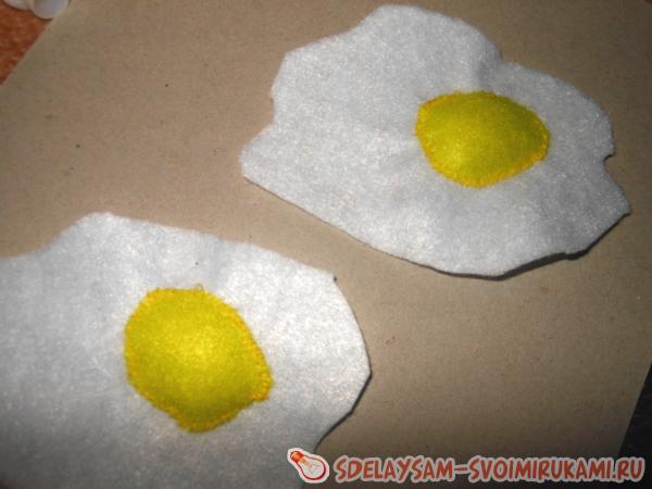 яичница из фетра