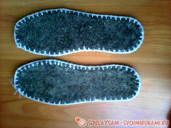 Комнатные тапочки