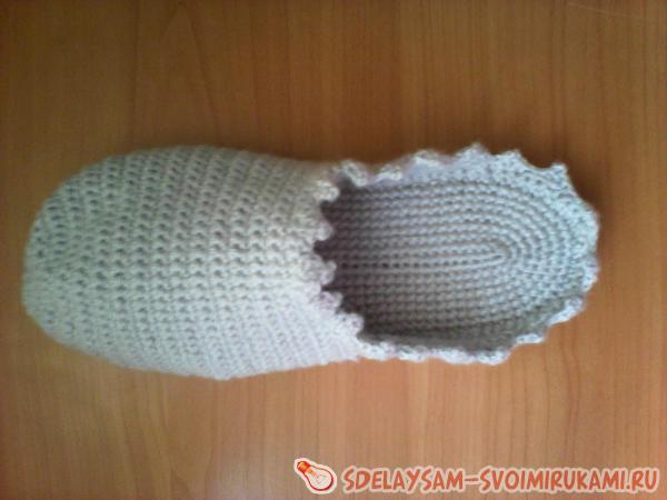 Комнатные тапочки