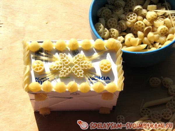 Оформление шкатулки снаружи