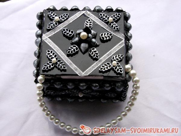 украсить бусинами