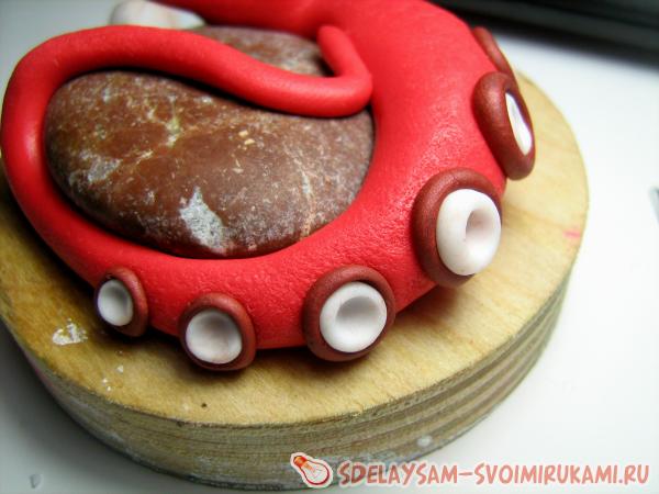 Ящерица на камне