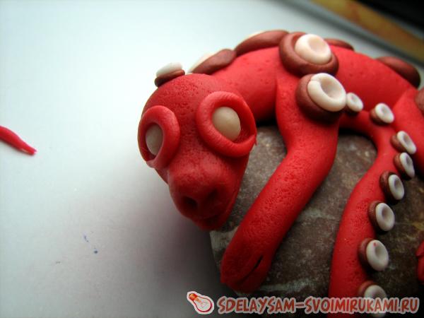 Ящерица на камне