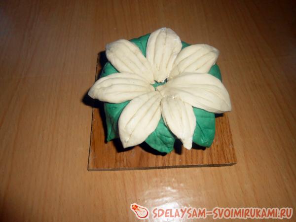 Горшок с цветком