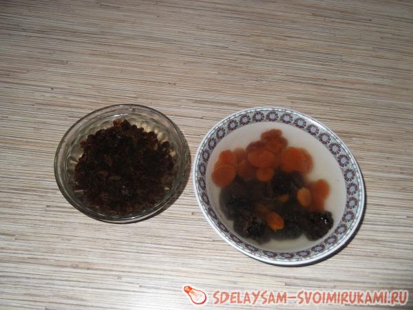 замочить чернослив и изюм
