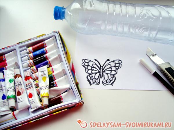 Витражная бабочка