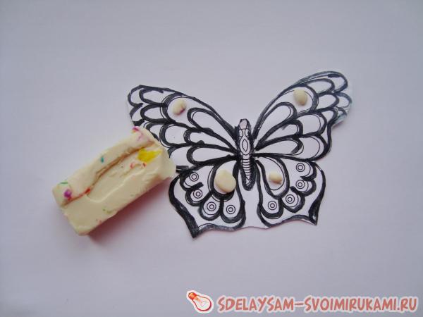 Витражная бабочка