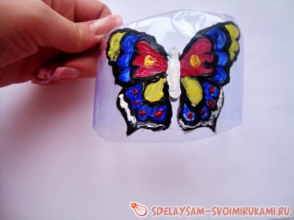 Витражная бабочка