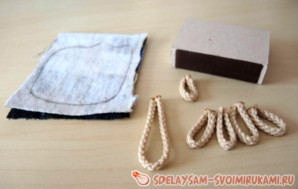 тканевые брелки