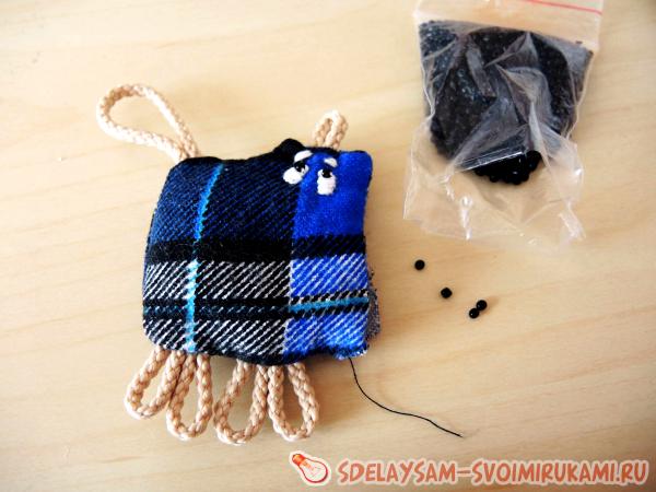 тканевые брелки