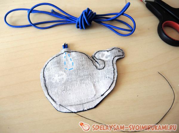 тканевые брелки