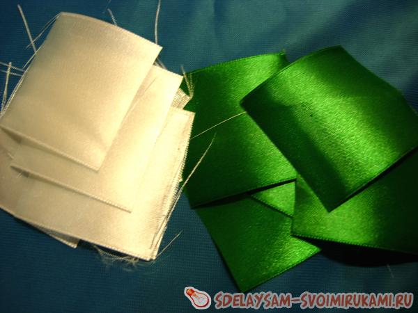 Нарежьте семь квадратов