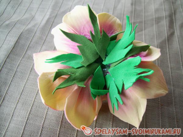 крепим листики