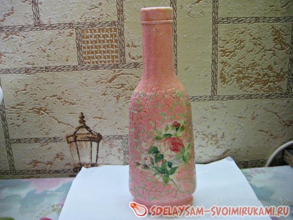 покрываем пробку краской