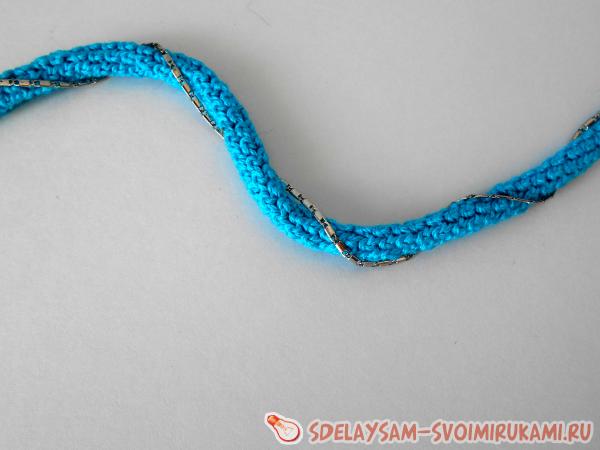 вязаные крючком бусы