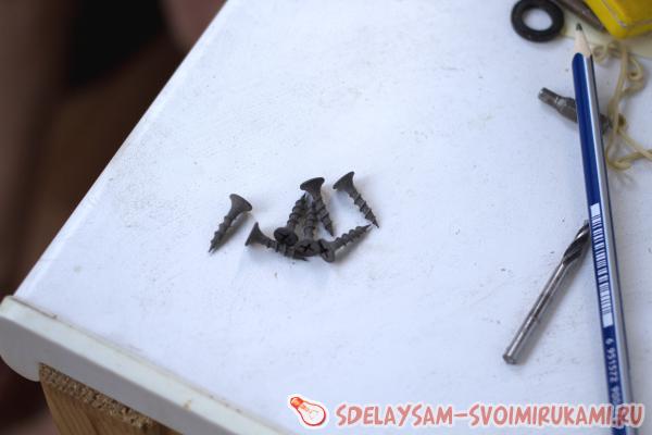 вкрутив саморез