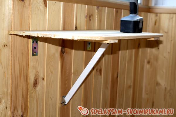 Закрепите кронштейн