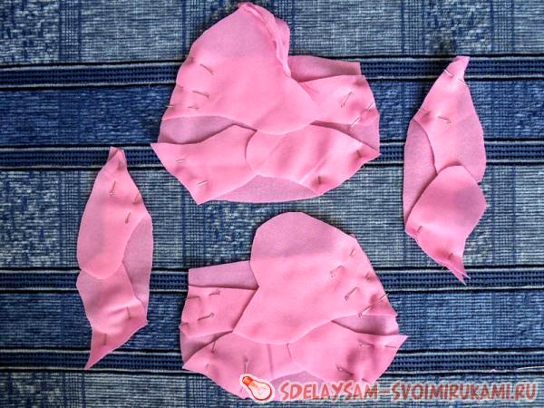 закрепите булавками ноги