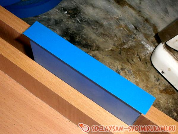 вертикальная полочка для цветов