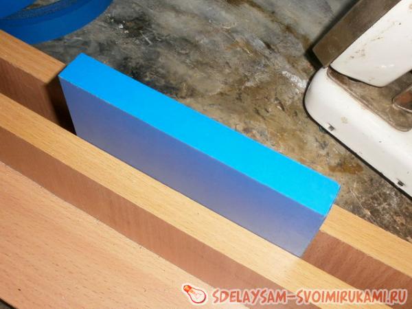 вертикальная полочка для цветов