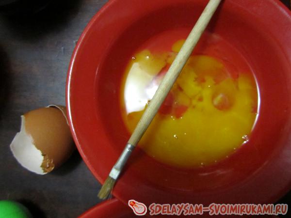 Пасхальные яйца в технике декупаж