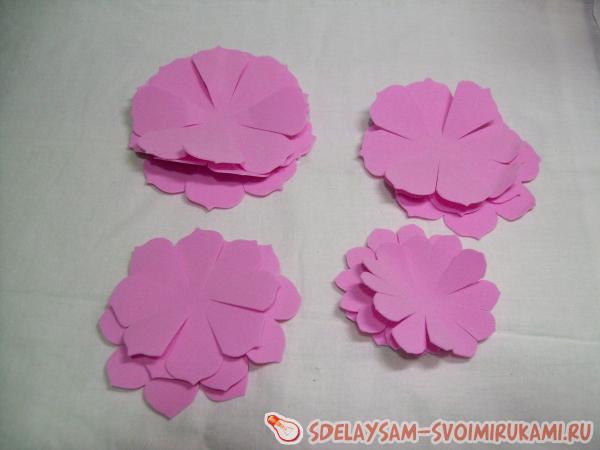 Георгин из фоамирана