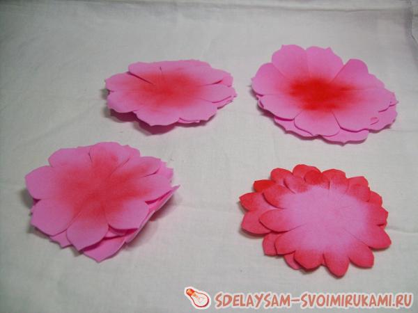 Георгин из фоамирана