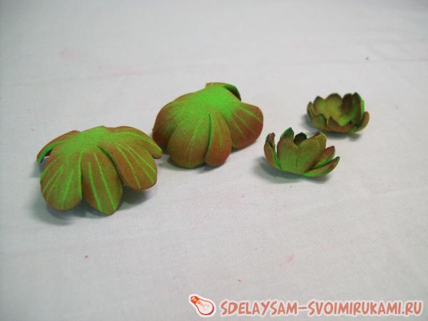 Георгин из фоамирана