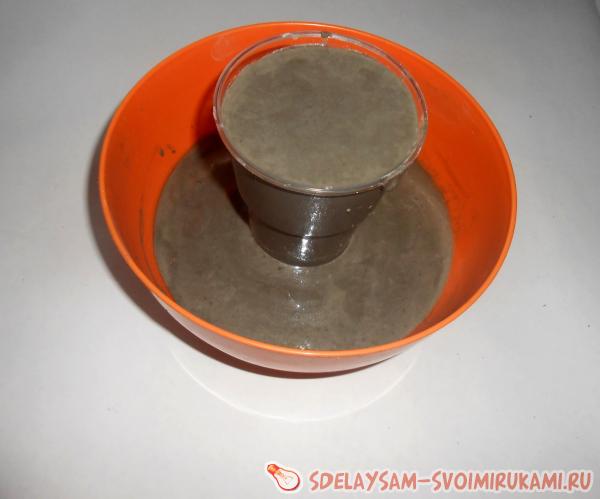 Садовая фигура из цемента